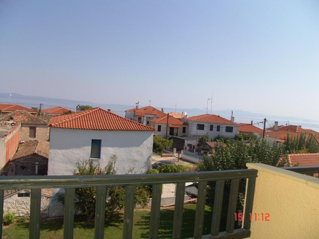 Nikos Apartments Afytos Exterior foto
